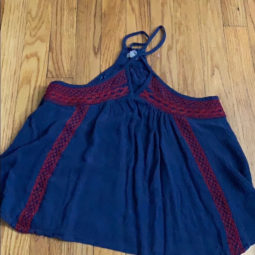 Blue and Red Keyhole Tank